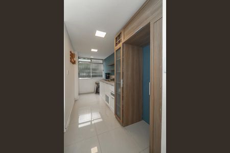 Apartamento à venda com 99m², 2 quartos e 1 vagaCozinha