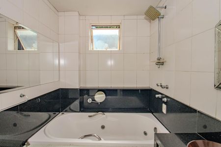 Apartamento à venda com 99m², 2 quartos e 1 vagaBanheiro social