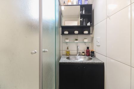Banheiro  de apartamento à venda com 2 quartos, 52m² em Penha de França, São Paulo