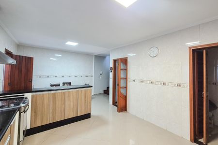 Casa à venda com 250m², 3 quartos e 5 vagas Casa à venda com 250m², 3 quartos e 5 vagasCozinha