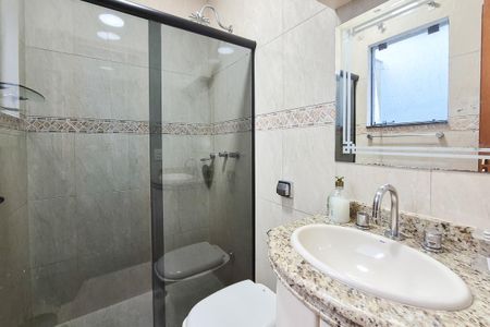 Casa à venda com 250m², 3 quartos e 5 vagas Casa à venda com 250m², 3 quartos e 5 vagasBanheiro da Suíte 3
