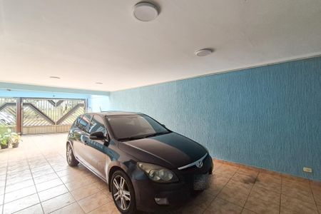 Casa à venda com 250m², 3 quartos e 5 vagas Casa à venda com 250m², 3 quartos e 5 vagasGaragem