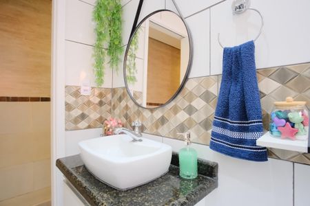 Casa à venda com 100m², 3 quartos e 4 vagasBanheiro Social