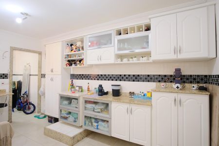 Casa à venda com 100m², 3 quartos e 4 vagasQuarto 2