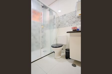 Casa à venda com 100m², 3 quartos e 4 vagasBanheiro da Suíte