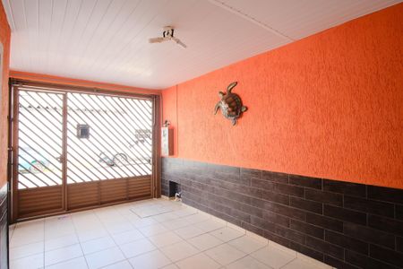 Casa à venda com 100m², 3 quartos e 4 vagasGaragem