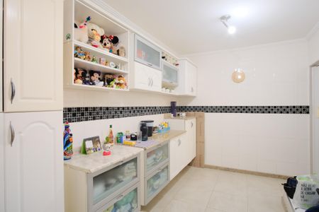 Casa à venda com 100m², 3 quartos e 4 vagasQuarto 2