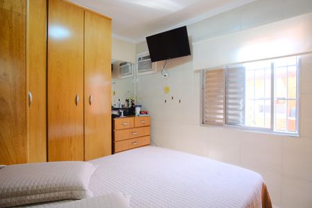 Casa à venda com 100m², 3 quartos e 4 vagasSuíte