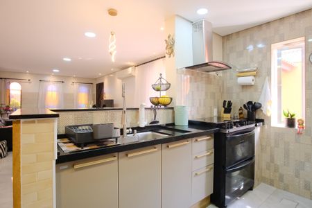 Casa à venda com 100m², 3 quartos e 4 vagasCozinha