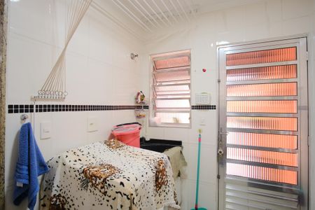 Casa à venda com 100m², 3 quartos e 4 vagasÁrea de Serviço