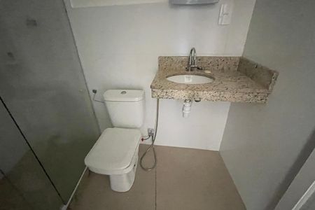 Apartamento para alugar com 63m², 2 quartos e sem vaga Apartamento para alugar com 63m², 2 quartos e sem vagaBanheiro