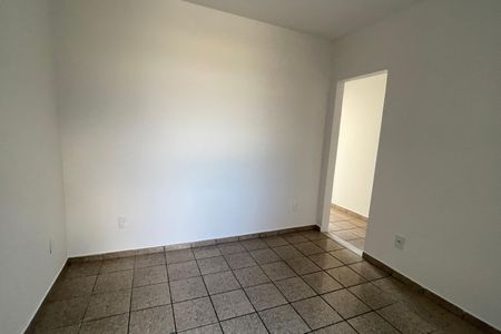 Sala de apartamento para alugar com 2 quartos, 63m² em Jardim Vinte E Cinco de Agosto, Duque de Caxias