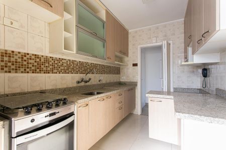 Apartamento à venda com 80m², 3 quartos e 2 vagasCozinha