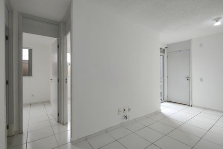 Sala de apartamento para alugar com 2 quartos, 47m² em Curicica, Rio de Janeiro