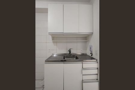 Apartamento para alugar com 47m², 2 quartos e 1 vagaCozinha - Armários