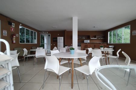 Apartamento para alugar com 47m², 2 quartos e 1 vagaÁrea comum - Salão de festas