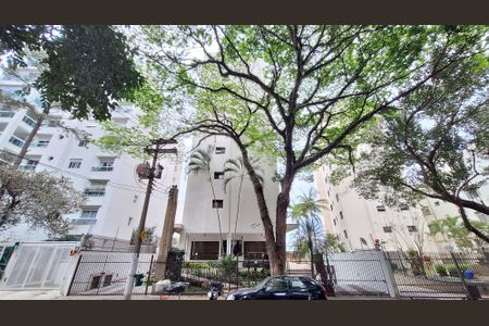 Apartamento à venda com 160m², 4 quartos e 2 vagasFachada