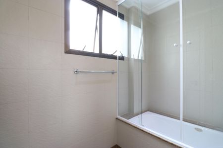 Apartamento à venda com 160m², 4 quartos e 2 vagasBanheiro da Suíte 1