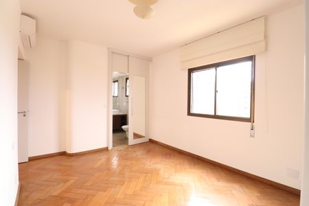 Apartamento à venda com 160m², 4 quartos e 2 vagasSuíte 2