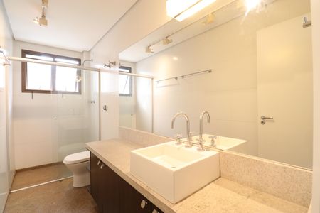 Apartamento à venda com 160m², 4 quartos e 2 vagasBanheiro Social