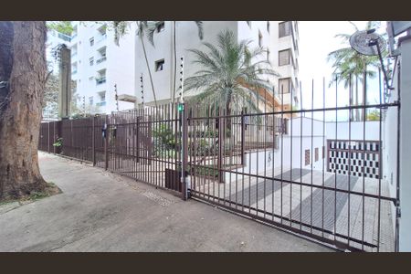 Apartamento à venda com 160m², 4 quartos e 2 vagasFachada