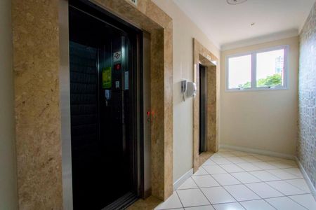 Apartamento para alugar com 60m², 2 quartos e 1 vagaÁrea comum