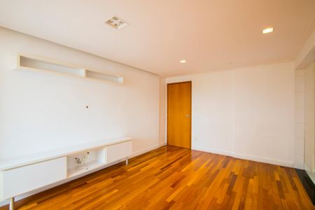 Sala de apartamento à venda com 2 quartos, 60m² em Vila Alpina, Santo André