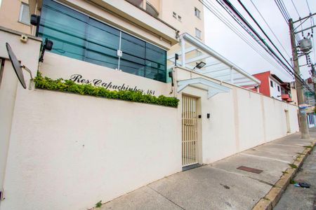 Apartamento para alugar com 60m², 2 quartos e 1 vagaFachada