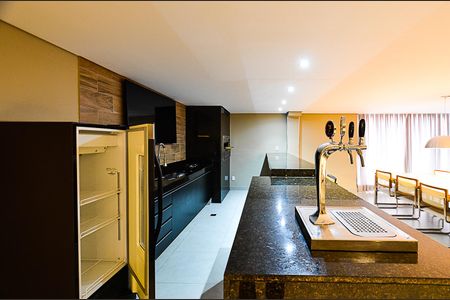 Apartamento à venda com 120m², 2 quartos e 3 vagasÁrea comum - Churrasqueira