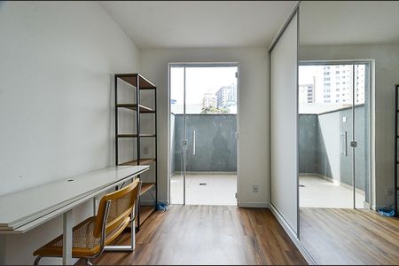 Quarto 1 de apartamento à venda com 2 quartos, 120m² em Santa Efigênia, Belo Horizonte