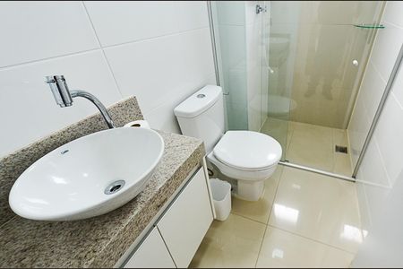 Apartamento à venda com 120m², 2 quartos e 3 vagasBanheiro Social