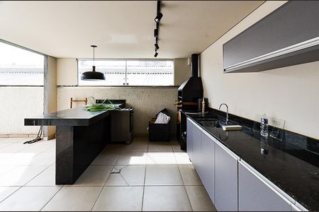 Apartamento à venda com 120m², 2 quartos e 3 vagasÁrea Privativa