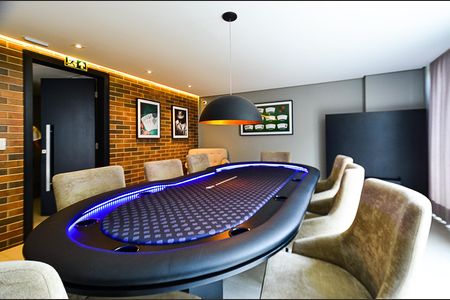 Apartamento à venda com 120m², 2 quartos e 3 vagasÁrea comum - Salão de Jogos