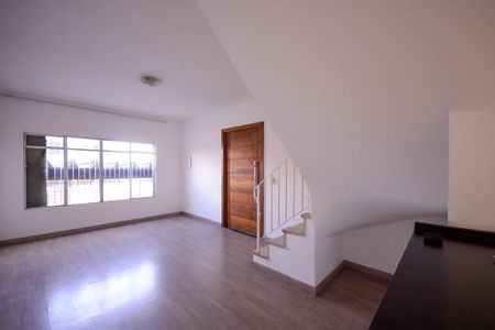 Sala  de casa para alugar com 3 quartos, 120m² em Vila Santo Estefano, São Paulo