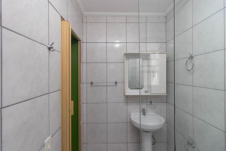 Casa à venda com 210m², 3 quartos e 2 vagasBanheiro da Suíte 2