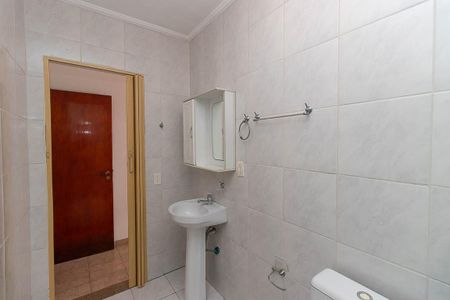 Casa à venda com 210m², 3 quartos e 2 vagasBanheiro