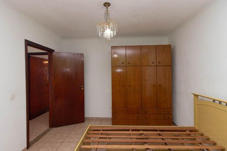 Casa à venda com 210m², 3 quartos e 2 vagasQuarto Suíte 2