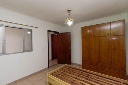 Casa à venda com 210m², 3 quartos e 2 vagasQuarto Suíte 2