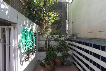 Casa à venda com 210m², 3 quartos e 2 vagasQuintal