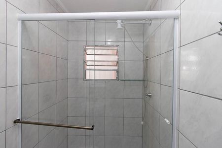 Casa à venda com 210m², 3 quartos e 2 vagasBanheiro da Suíte 2