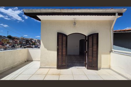 Casa para alugar com 3 quartos, 142m² em Vila Palmares, Santo André
