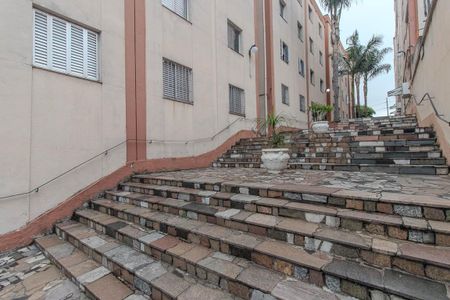 Apartamento para alugar com 75m², 2 quartos e sem vaga Apartamento para alugar com 75m², 2 quartos e sem vagaEntrada