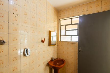Casa para alugar com 48m², 1 quarto e sem vagaBanheiro