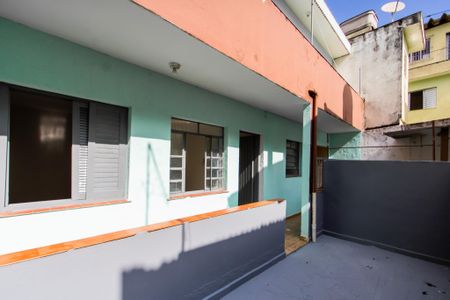 Casa para alugar com 48m², 1 quarto e sem vagaQuintal