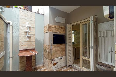 Casa à venda com 100m², 2 quartos e 1 vaga Casa à venda com 100m², 2 quartos e 1 vagaÁrea de Serviço