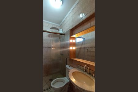 Casa à venda com 100m², 2 quartos e 1 vaga Casa à venda com 100m², 2 quartos e 1 vagaBanheiro