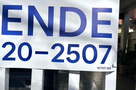 Casa à venda com 180m², 3 quartos e 2 vagasPlaquinha