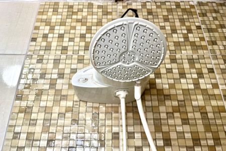 Casa à venda com 180m², 3 quartos e 2 vagasBanheiro