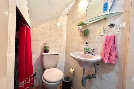 Casa à venda com 180m², 3 quartos e 2 vagasLavabo