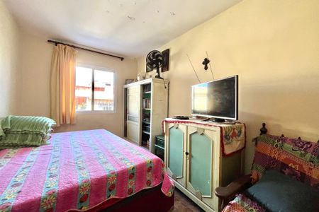 Casa à venda com 180m², 3 quartos e 2 vagasQuarto 2